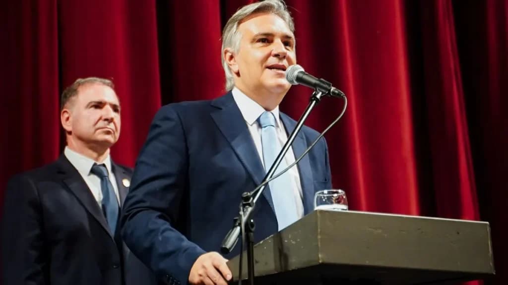 Llaryora acusó al Suoem de extorsión: "No los vamos a dejar indefensos frente a esta manga de inadaptados"