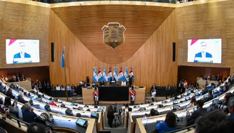 La Legislatura de Córdoba, paralizada por el caso Ferrero: el conflicto amenaza con extenderse y complicar el Presupuesto 2027